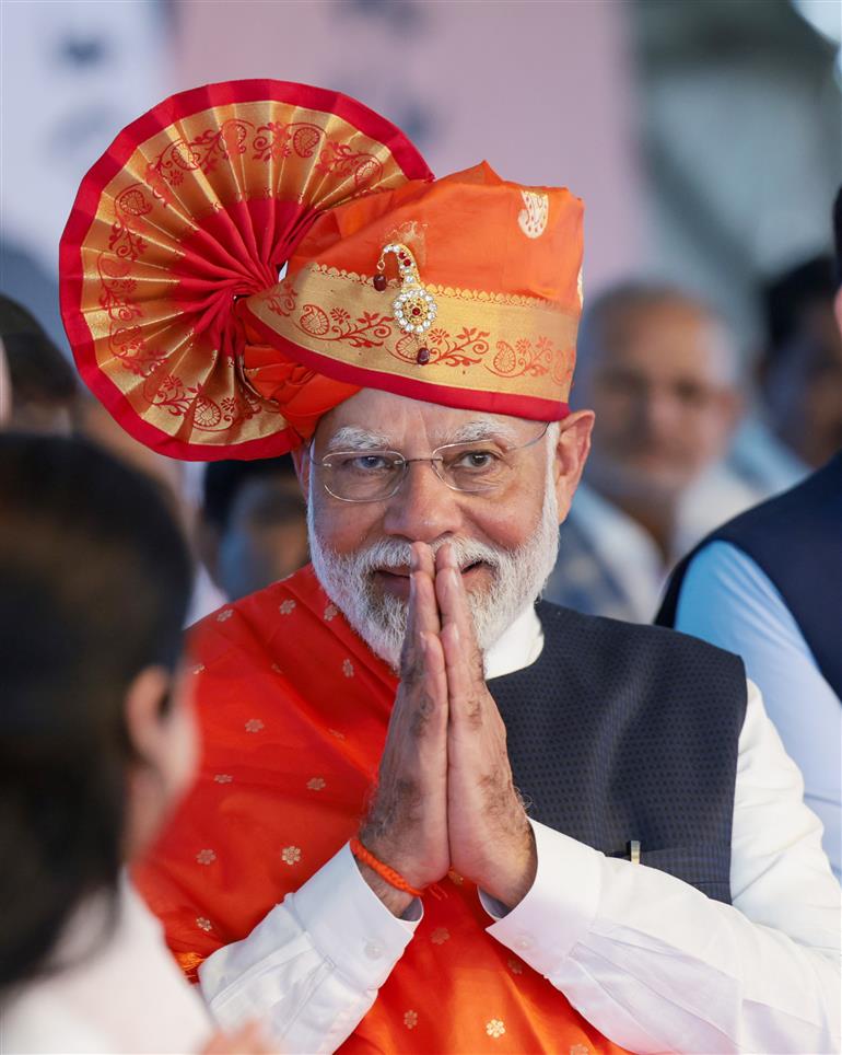 प्रधानमंत्री श्री नरेन्द्र मोदी ने 12 जनवरी, 2024 को महाराष्ट्र के नासिक में 27वें राष्ट्रीय युवा महोत्सव में शिरकत की।