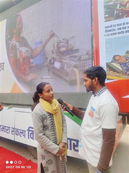 Meri kahani meri jubani by Seema Rawat during Viksit Bharat Sankalp Yatra program at near Mother Dairy, Booth Pandav Nagar, Naraina, in Delhi on January 18, 2024.