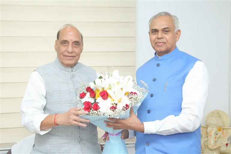 Governor of Gujarat, Shri Acharya Devvrat calling on the Union Minister of Defence, Shri Rajnath Singh, in New Delhi on July 01, 2024. 