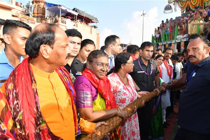 The President, Smt. Droupadi Murmu participates in the annual Rath Yatra festival in Puri, Odisha on July 07, 2024.