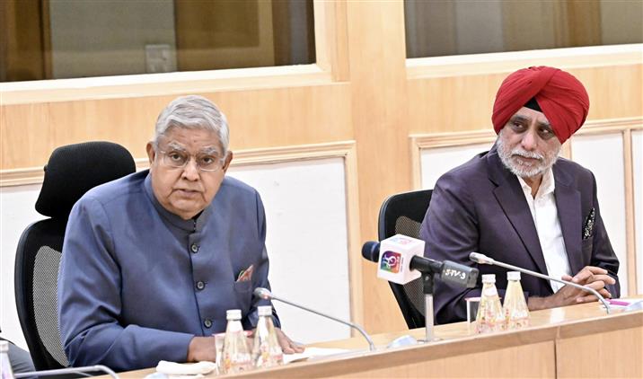 उपराष्ट्रपति श्री जगदीप धनखड़  13 जुलाई, 2024 को नई दिल्ली के विज्ञान भवन में वैश्विक आतंकवाद निरोधक परिषद (जीसीटीसी) द्वारा आयोजित तीसरे साइबर सुरक्षा सम्मेलन को संबोधित करते हुए।