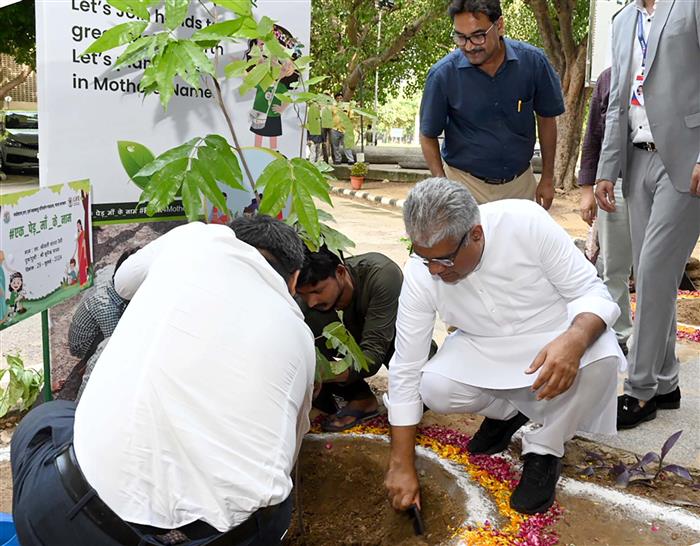 The Union Minister of Environment, Forest and Climate Change, Shri Bhupender Yadav planting a sapling in the premises of Dogra Hall under under the “Ek Ped Maa Ke Naam” special campaign on the sidelines of Ideas4LiFE – “Lifestyle for Environment” launch event at Dogra Hall (IIT Delhi), in New Delhi on July 29, 2024.