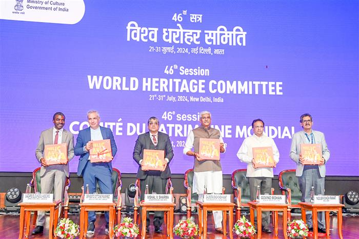 केंद्रीय संस्कृति एवं पर्यटन मंत्री श्री गजेन्द्र सिंह शेखावत ने 30 जुलाई, 2024 को नई दिल्ली में विश्व धरोहर समिति के 46वें सत्र के समापन समारोह में शिरकत की।