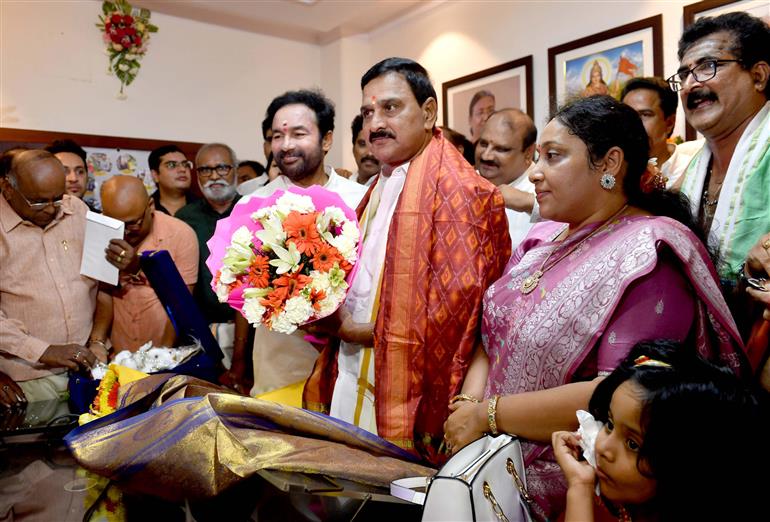 श्री भूपति राजू श्रीनिवास वर्मा ने 18 जून, 2024 को नई दिल्ली में इस्पात मंत्रालय के राज्य मंत्री के रूप में पदभार ग्रहण किया।