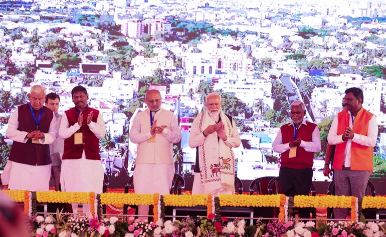 PM at the inauguration and foundation stone laying of multiple development projects at Sindri, in Jharkhand on March 01, 2024.