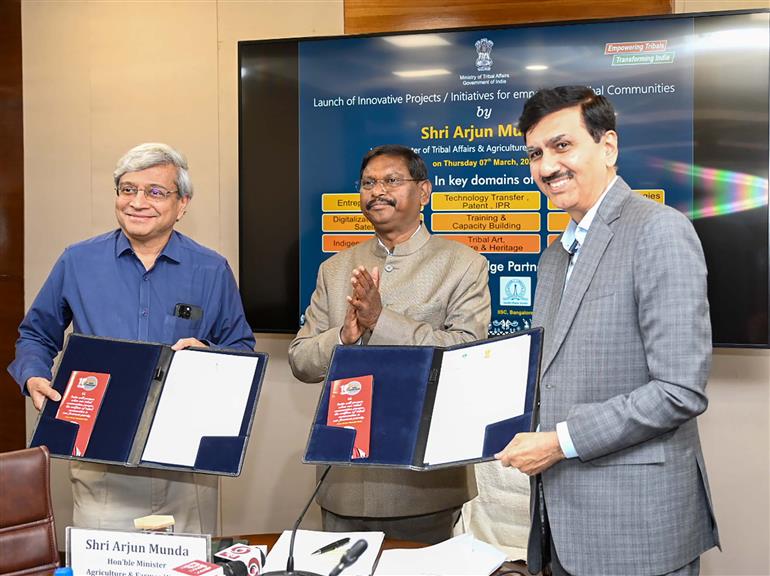 07 मार्च, 2024 को नई दिल्ली में कृषि क्षेत्र की चार प्रमुख पहलों के उद्घाटन अवसर पर केंद्रीय जनजातीय मामले और कृषि एवं किसान कल्याण मंत्री श्री अर्जुन मुंडा।