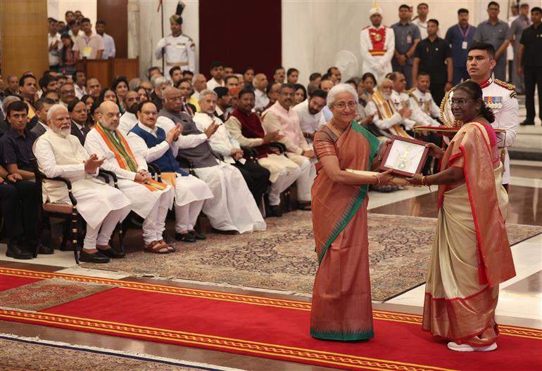 PM grace the Bharat Ratna Awards felicitation ceremony at Rashtrapati Bhavan, in New Delhi on March 30, 2024. 