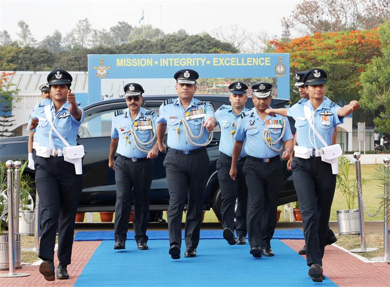 Air Marshal Nagesh Kapoor reviewing the Guard of Honour at Training Command(TC), in Bengaluru on May 01, 2024.