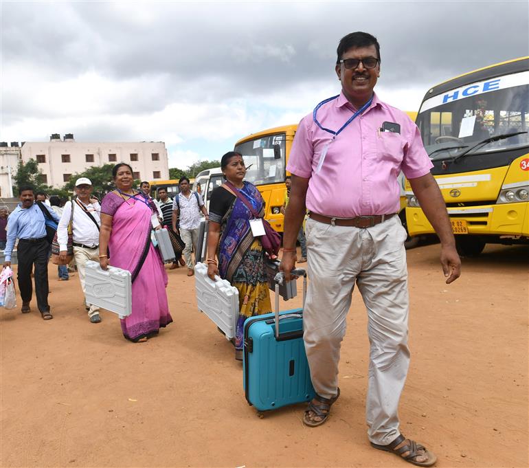24 मई, 2024 को ओडिशा के भुवनेश्वर में बीजेबी कॉलेज में आम चुनाव-2024 के छठे चरण की तैयारी की झलकियाँ।