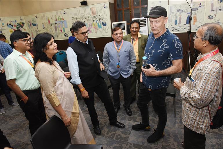 Shri Sanjay Jaju, Secretary MIB, Shri Dhirendra Ojha, Pr. DG PIB, Smt. Smita Vats Sharma, DG West, PIB with Mr. Paul Curry, the Producer of the Opening Film ‘Better Man’ at 55th International Film Festival of India (IFFI), in Goa on November 21, 2024.