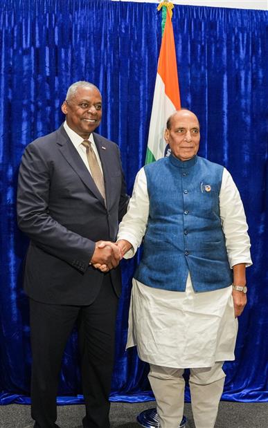 The Union Minister for Defence, Shri Rajnath Singh meets US Secretary of Defense Mr Lloyd J Austin on the sidelines of 11th ASEAN Defence Ministers’ Meeting (ADMM)-Plus at Vientiane, in Lao PDR on November 21, 2024.