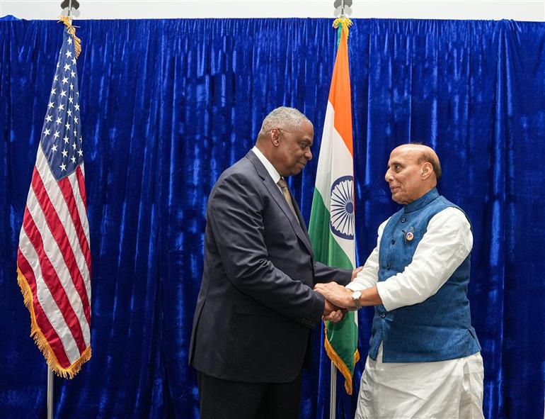 The Union Minister for Defence, Shri Rajnath Singh meets US Secretary of Defense Mr Lloyd J Austin on the sidelines of 11th ASEAN Defence Ministers’ Meeting (ADMM)-Plus at Vientiane, in Lao PDR on November 21, 2024.