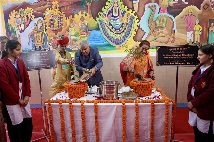 The Vice President of India, Shri Jagdeep Dhankhar and Dr. Sudesh Dhankhar planting saplings at the premises of PM SHRI Jawahar Navodaya Vidyalaya (JNV) at Kajra, in Jhunjhunu, Rajasthan on November 20, 2024.