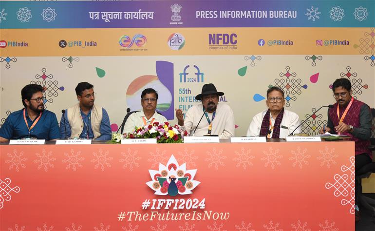 Shri Santosh Sivan (Chairperson) along with other Jury Members of Best Debut Director of Indian Feature Film Award, 2024 meets the Media at 55th IFFI, in Goa on November 21, 2024.