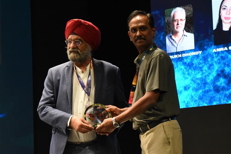 Bobby Bedi being felicitated on Stories that Travel at 55th IFFI, in Goa on November 23, 2024.