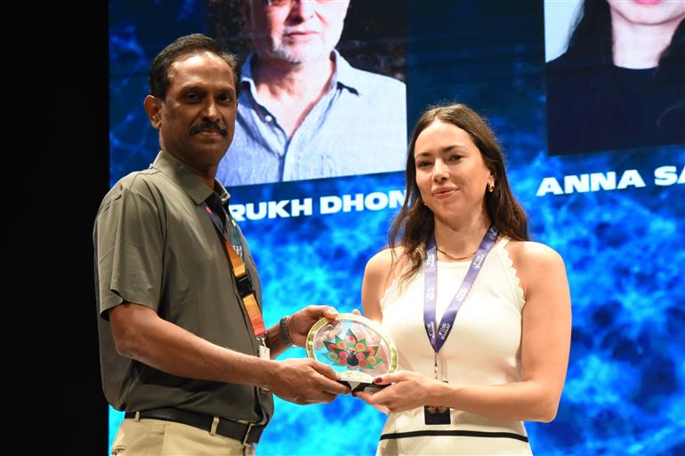 Anna Saura being felicitated on Stories that Travel at 55th IFFI, in Goa on November 23, 2024.