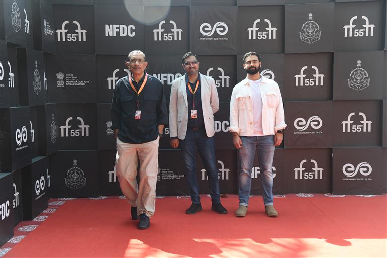 Shri Rajat Laxman Kariya (Director), Shri Mona Laxman Kariya (Producer) and Shri Prakash Jha (Actor) walked at the Red Carpet at 55th IFFI, in Goa on November 24, 2024.