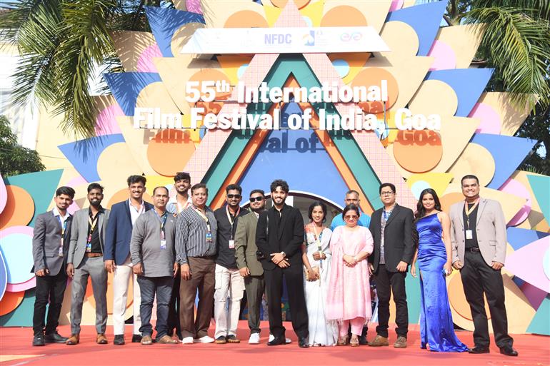 Shri  Shivam Satyavan Harmalkar (Director), Shri  Santosh Shetkar (Director), Shri  Mark Miranda (Cinematographer), Shri  Nikhil Gupta (Cinematographer), Shri Damodar Shirodkar (Aerial Cinematographer), Shri Atharva Salgaonkar (Assistant Cameraman), Shri  Atharva Sambrekar (Assistant Camera), Shri  Girish Vaze (Music Director), Shri Ketan Jadhav (Actor), Ms. Mamata Shirodkar (Actor), Ms. Fermino Goes (Actor) and Ms. Shefali Naik (Actor) from the Movie ‘Saavat’ attended the Red Carpet at 55th IFFI, in Goa on November 24, 2024.