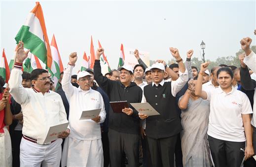 The Union Minister for Youth Affairs and Sports & Labour and Employment, Shri Mansukh Mandaviya, the Union Minister for Education, Shri Dharmendra Pradhan, the Union Minister of Culture and Tourism, Shri Gajendra Singh Shekhawat, the Union Minister for Commerce and Industry, Shri Piyush Goyal, the Union Minister of Parliamentary Affairs and Minority Affairs, Shri Kiren Rijiju, the Minister of State (Independent Charge) for Ministry of Law and Justice & Parliamentary Affairs, Shri Arjun Ram Meghwal and other dignitaries participate in “Hamara Samvidhan Hamara Swabhiman” Padyatra, in New Delhi on November 25, 2024.