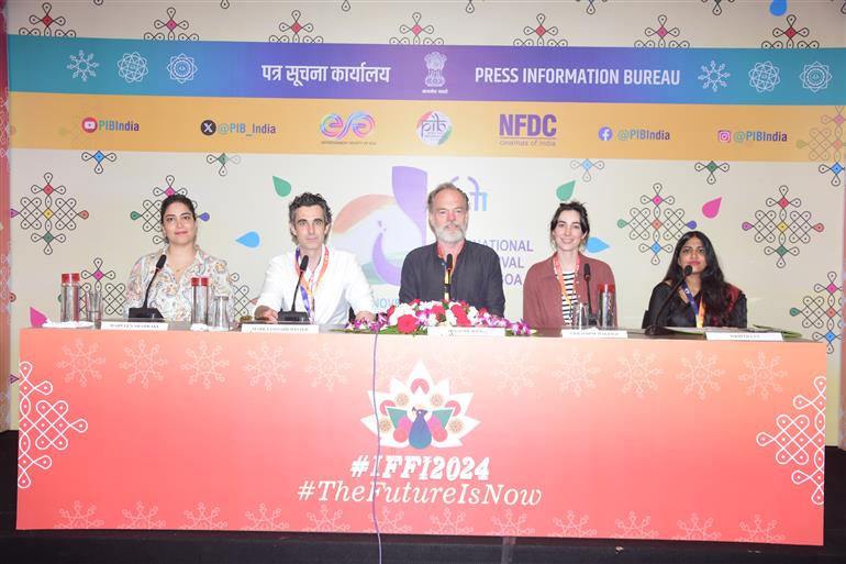 Mark Leonard Winter, Director, Writer, Hugo Weaving, Lead Actor, Geraldine Hakewil, Producer, MahVeen Shahraki, Producer from the movie ‘The Rooster’ interacted with the media at 55th IFFI, in Goa on November 25, 2024.