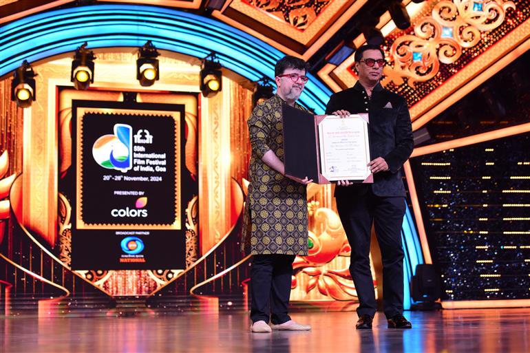 Best web series OTT Award goes to ‘Lampan’ directed by Nipun Dharmadhikari at 55th IFFI Closing Ceremony, in Goa on November 28, 2024.