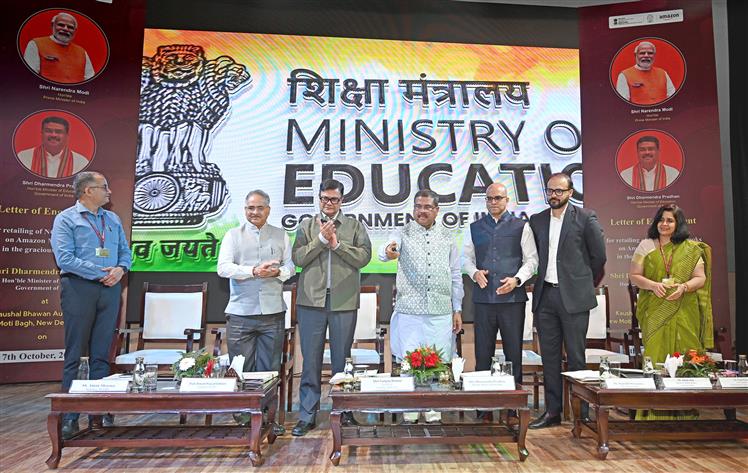 The Union Minister for Education, Shri Dharmendra Pradhan presides over
 signing of Letter of Engagement between NCERT and Amazon, in New Delhi on October 07, 2024.
