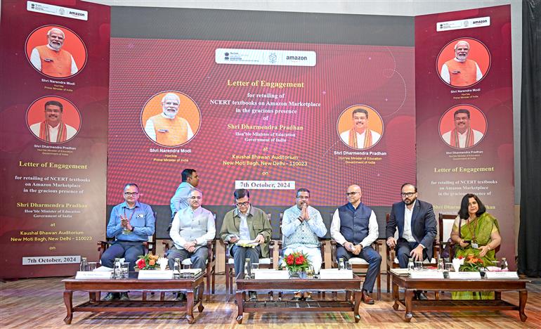 The Union Minister for Education, Shri Dharmendra Pradhan presides over
 signing of Letter of Engagement between NCERT and Amazon, in New Delhi on October 07, 2024.
