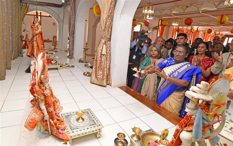 The President of India, Smt. Droupadi Murmu visited Shree Radha Krishna Mandir, in Malawi on October 19, 2024.