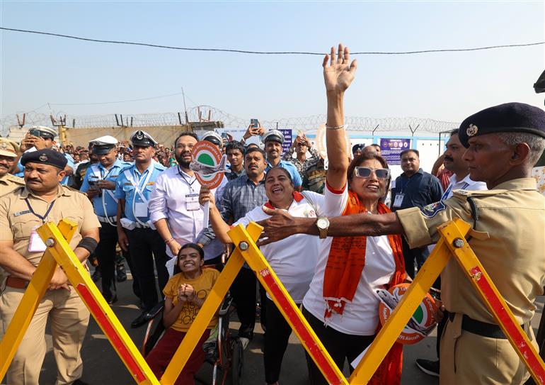 PM along with the Prime Minister of Spain, Mr. Pedro Sanchez receive warm welcome by people during their roadshow at Vadodara, in Gujarat on October 28, 2024.
