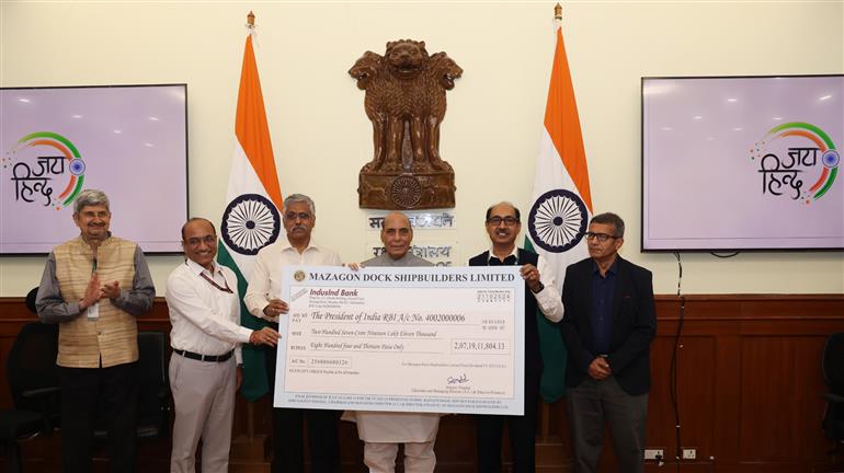 The Union Minister for Defence, Shri Rajnath Singh receiving a Final Dividend cheque of Rs 207.19 crore for Financial Year 2023-24 from CMD, Mazagon Dock Shipbuilders Limited Shri Sanjeev Singhal, in New Delhi on October 29, 2024. The Defence Secretary Shri Giridhar Aramane, Defence Secretary-designate Shri Rajesh Kumar Singh, Secretary, Department of Defence Research & Development and Chairman DRDO Dr Samir V Kamat and Secretary (Defence Production) Shri Sanjeev Kumar are also seen.