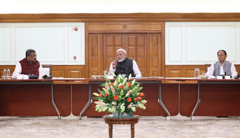 प्रधानमंत्री श्री नरेन्द्र मोदी 10 सितंबर, 2024 को नई दिल्ली में नवगठित अनुसंधान नेशनल रिसर्च फाउंडेशन (एएनआरएफ) की पहली आम बोर्ड बैठक की अध्यक्षता करते हुए।