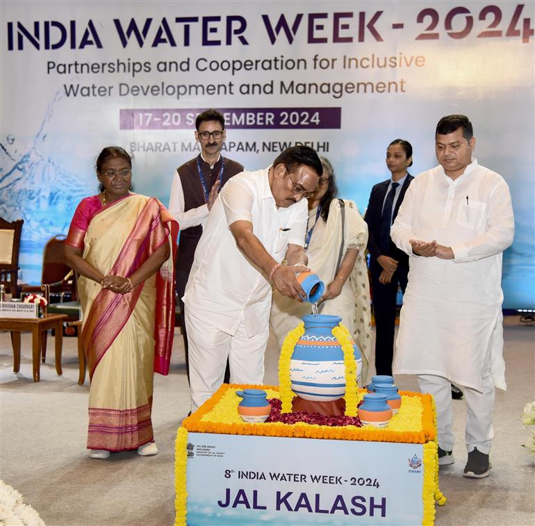 The President of India, Smt Droupadi Murmu graces the 8th India Water Week, in New Delhi on September 17, 2024. The Union Minister of Jal Shakti, Shri C R Patil and the Union Minister of State for Jal Shakti, Shri Raj Bhushan Choudhary are present on the occasion. 