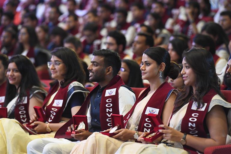 Gathering at the 10th convocation of Atal Bihari Vajpayee Institute of Medical Sciences and Dr Ram Manohar Lohia Hospital at Bharat Mandapam, in New Delhi on September 30, 2024. The President of India, Smt Droupadi Murmu addressing on the occasion.