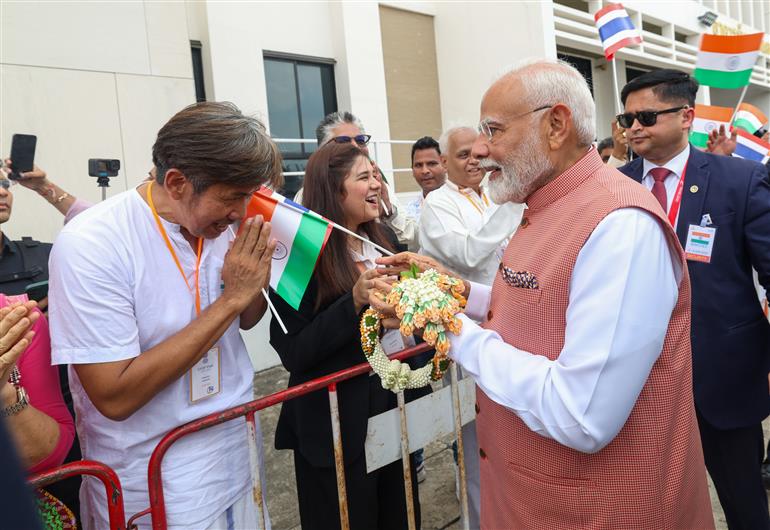 PM receives warm welcome on his arrival at Don Mueang Airport, Bangkok, in Thailand on April 03, 2025.