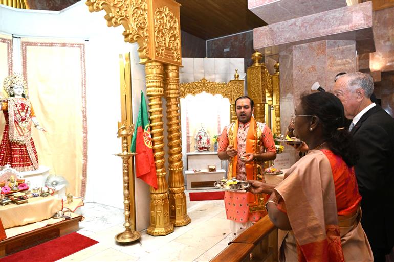 The President of India, Smt. Droupadi Murmu offered prayers at the Radha-Krishna Temple in Lisbon, Portugal on April 08, 2025.