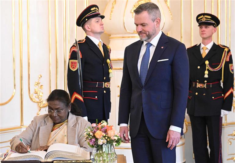 The President of India, Smt Droupadi Murmu meeting with the President of the Slovak Republic, Mr. Peter Pellegrini at Bratislava, in Slovakia on April 09, 2025.
