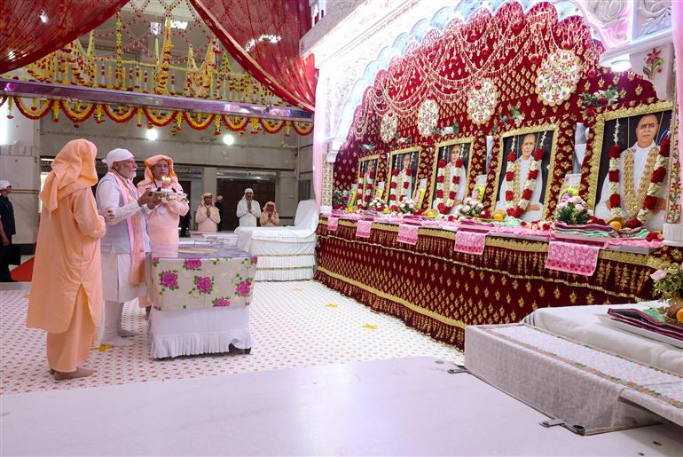 PM performs Darshan and Pooja at Guru Ji Maharaj Temple, in Madhya Pradesh on April 11, 2025.