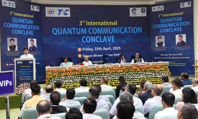 The Union Minister of Communications and Development of North Eastern Region (DoNER), Shri Jyotiraditya M. Scindia addressing the gathering at the 3rd International Quantum Communication Conclave organized by the Telecommunication Engineering Centre (TEC) in collaboration with C-DOT at Vigyan Bhawan, in New Delhi on April 25, 2025.