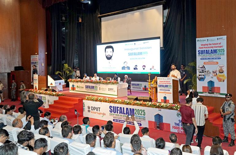 The Union Minister of Food Processing Industries, Shri Chirag Paswan addressing at the inauguration of SUFALAM-2025 event at National Institute of Food Technology, Kundli, in Haryana on April 25, 2025.