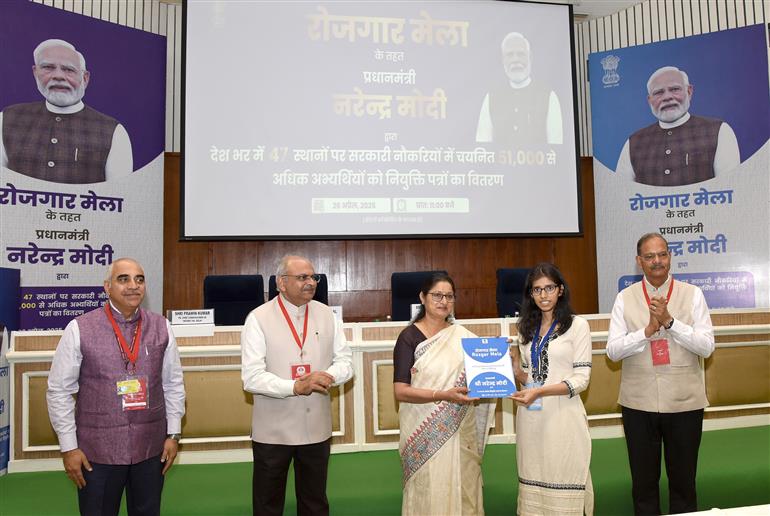 The Union Minister of Women and Child Development, Smt. Annpurna Devi attends the 15th Tranche of the ‘Rojgar Mela’ organizing by Government of India at Vigyan Bhawan, in New Delhi on April 26, 2025.