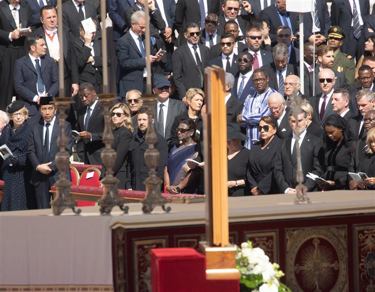 The President of India, Smt. Droupadi Murmu attended the funeral Mass of His Holiness Pope Francis at Saint Peter’s Square, in Vatican City on April 26, 2025.