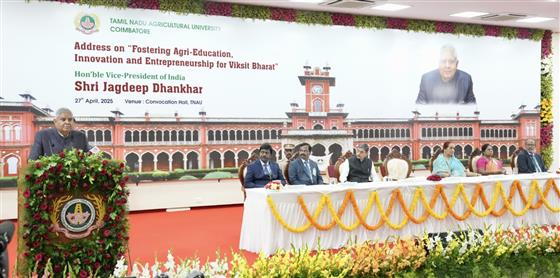 The Vice President of India, Shri Jagdeep Dhankhar addressing to the Faculty and Students at Tamil Nadu Agricultural University, in Coimbatore, Tamil Nadu on April 27, 2025.