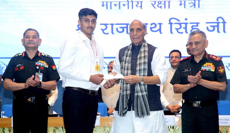 The Union Minister for Defence, Shri Rajnath Singh attends the 84th Armed Forces Headquarters (AFHQ) Civilian Services Day event held at DRDO Bhawan, in New Delhi on August 01, 2025.