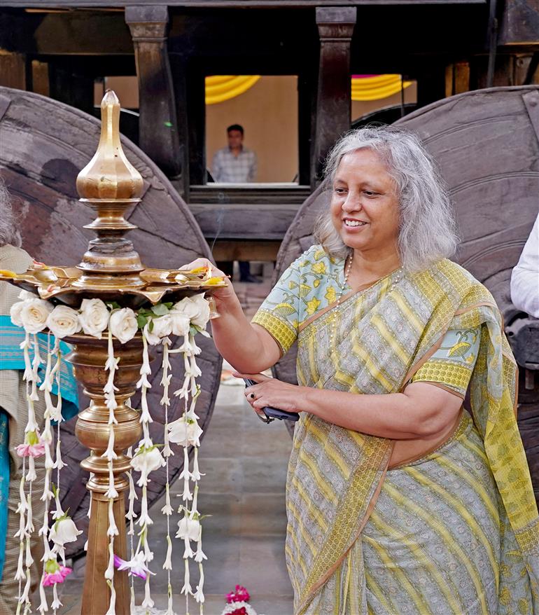 The Secretary, The Ministry of Textiles, Smt. Neelam Shami Rao lighting the lamp during attends the Contemporary Indigenous Fashion and Textiles of India Exposition & “Know Your Weaves Campaign”, in New Delhi on August 01, 2025.