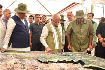 
The Union Minister for Environment, Forest and Climate Change, Shri Bhupender Yadav along with the Union Minister for Housing and Urban Affairs and Power, Shri Manohar Lal inspected the area of the proposed Aravalli Jungle Safari, in Gurugram on August 02, 2025. Shri Rao Narbir Singh, Minister for Industries and Forest (Haryana) is also seen.
