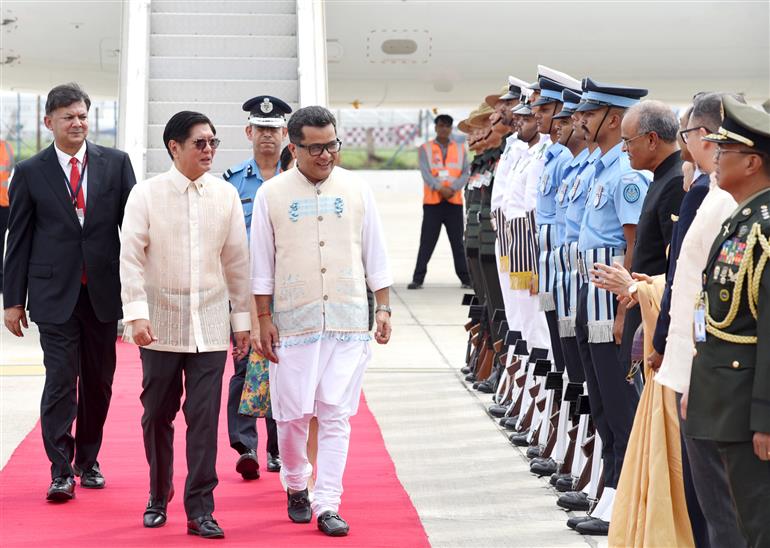 The President of the Republic of Philippines, Mr. Ferdinand Romualdez Marcos Jr. received by the Minister of State for External Affairs and Textiles, Shri Pabitra Margherita at AFS Palam, in New Delhi on August 04, 2025.