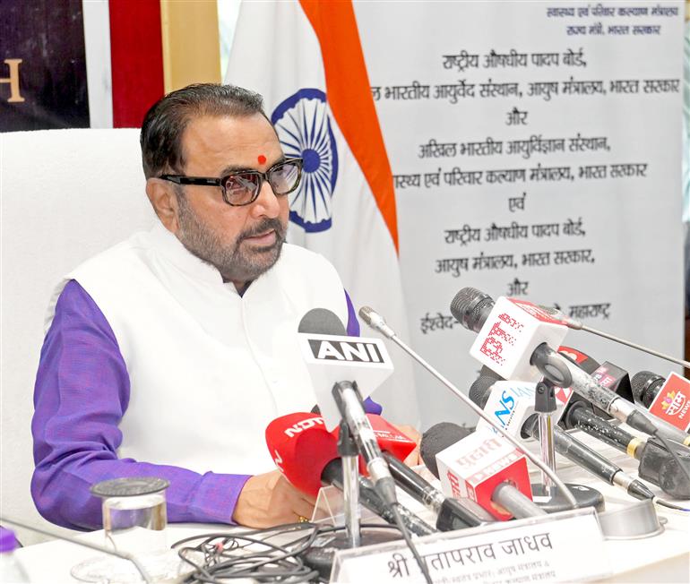 The Minister of State (Independent Charge) for Ayush and Health and Family Welfare, Shri Prataprao Jadhav presided over the signing of MoU ceremony between National Medicinal Plants Board (NMPB), All India Institute of Medical Sciences (AIIMS), IshVed-Bioplants Venture and All India Institute of Ayurveda (AIIA) at Nirman Bhawan, in New Delhi on August 04, 2025.