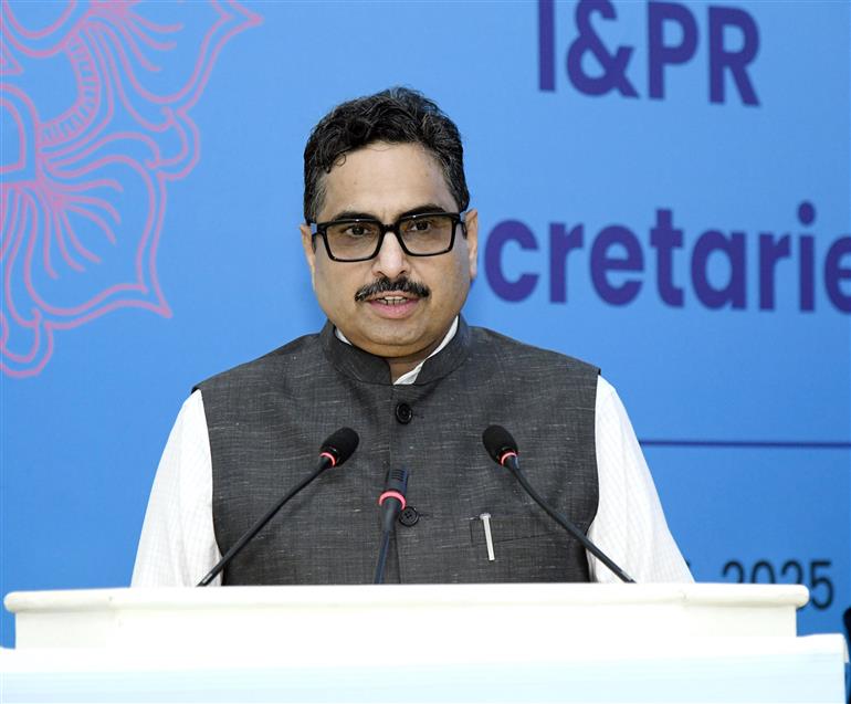 The Secretary, Ministry of Information & Broadcasting, Shri Sanjay Jaju addressing at the inauguration of National Conference with States/UTs I&PR Secretaries at Vigyan Bhawan, in New Delhi on August 05, 2025.