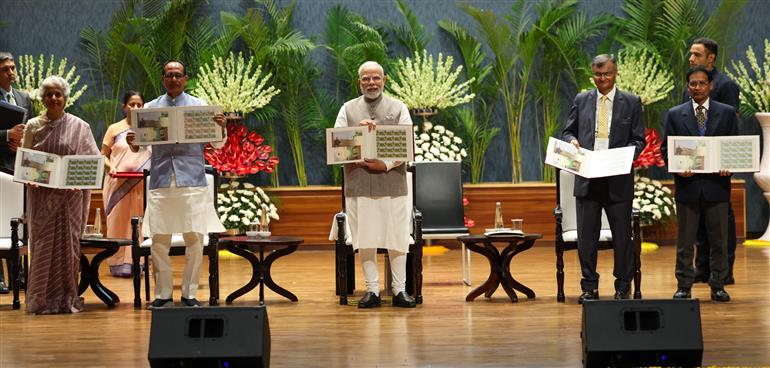 PM releases a postage stamp commemorating the birth centenary of M.S. Swaminathan during the inauguration of M.S. Swaminathan Centenary International Conference at ICAR PUSA, in New Delhi on August 07, 2025.