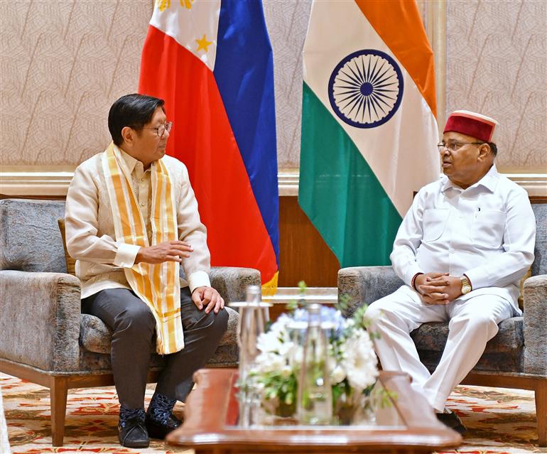 The President of the Republic of the Philippines, Mr Ferdinand Romualdez Marcos Jr.  meeting with the Governor of Karnataka, Shri Thawar Chand Gehlot at Bengaluru, in Karnataka in on August 07, 2025.